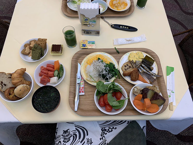 三日目の朝食