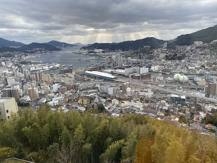 長崎駅と長崎市街