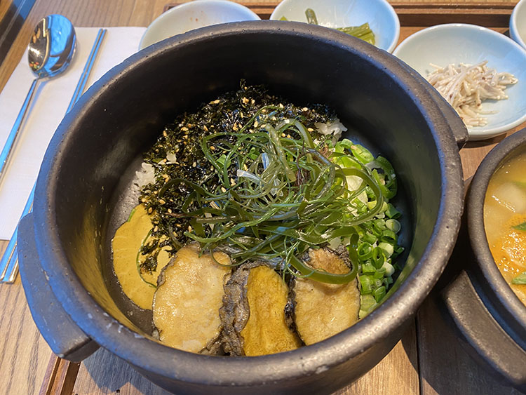 アワビ丼