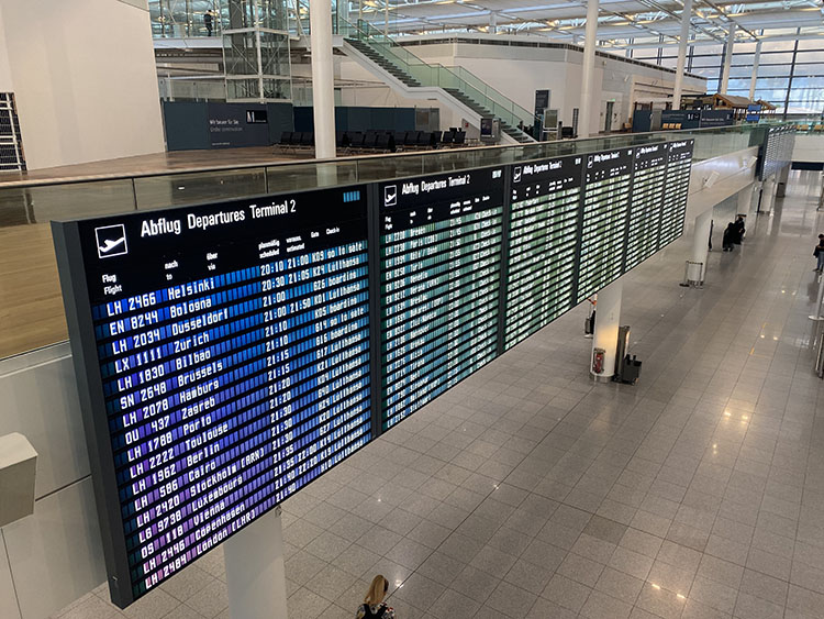 ルフトハンザ航空案内板